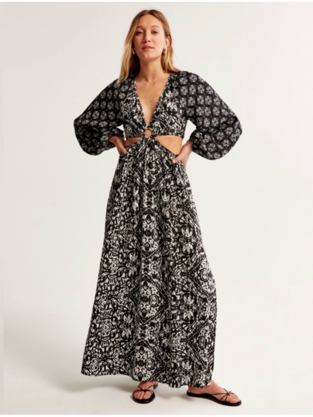 Abercrombie & Fitch Black & White Cutout Maxi Dress